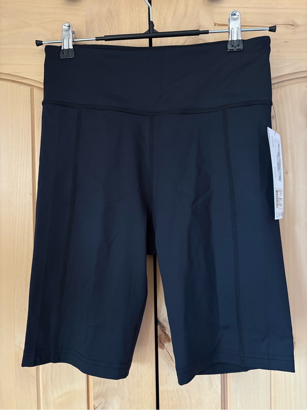 NWT 2XU Core High Rise Compression 7 Inch Shorts